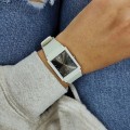 mq-38uc-8aer-1-onwrist_big.jpg