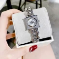pol_po_ZEGAREK-DAMSKI-Michael-Kors-Chain-Lock-MK4718-BOX-52919_4.webp
