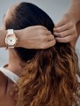 241954_hand.jpg