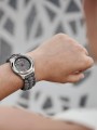 241920_hand.jpg